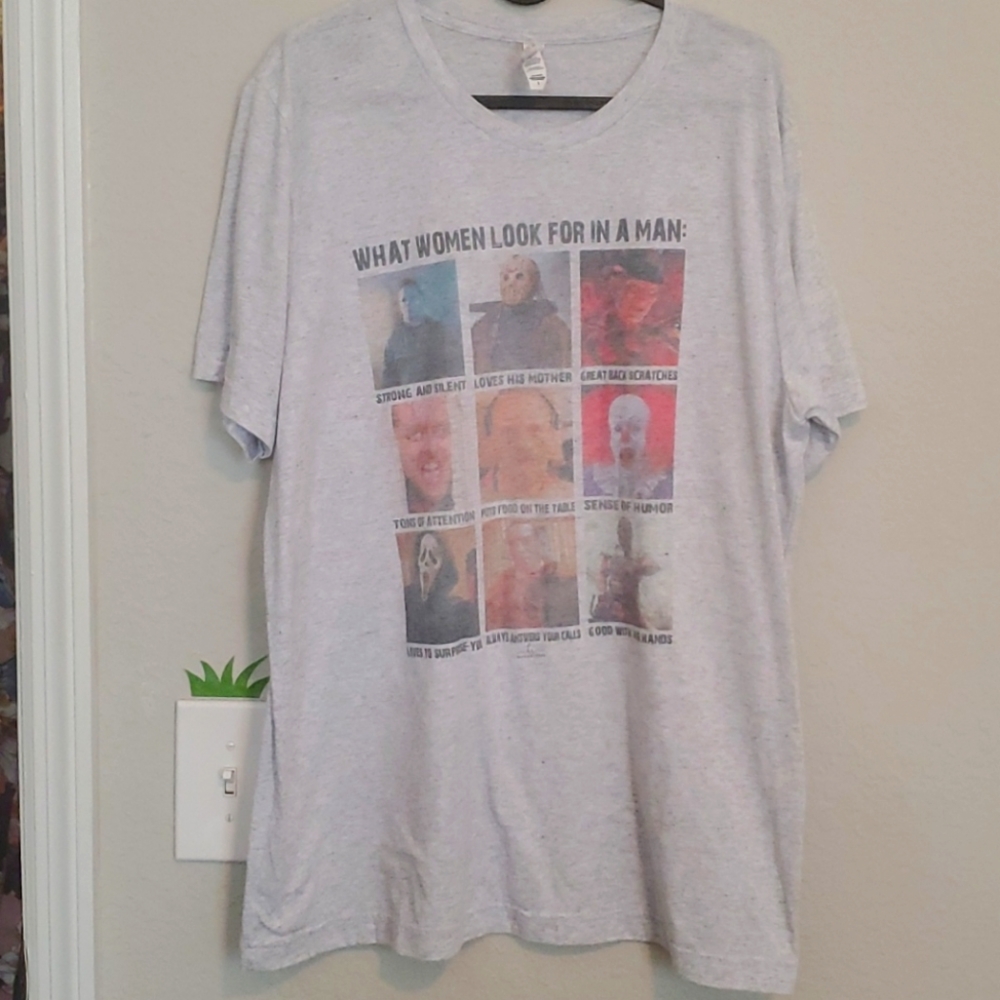 Canvas horror shirt